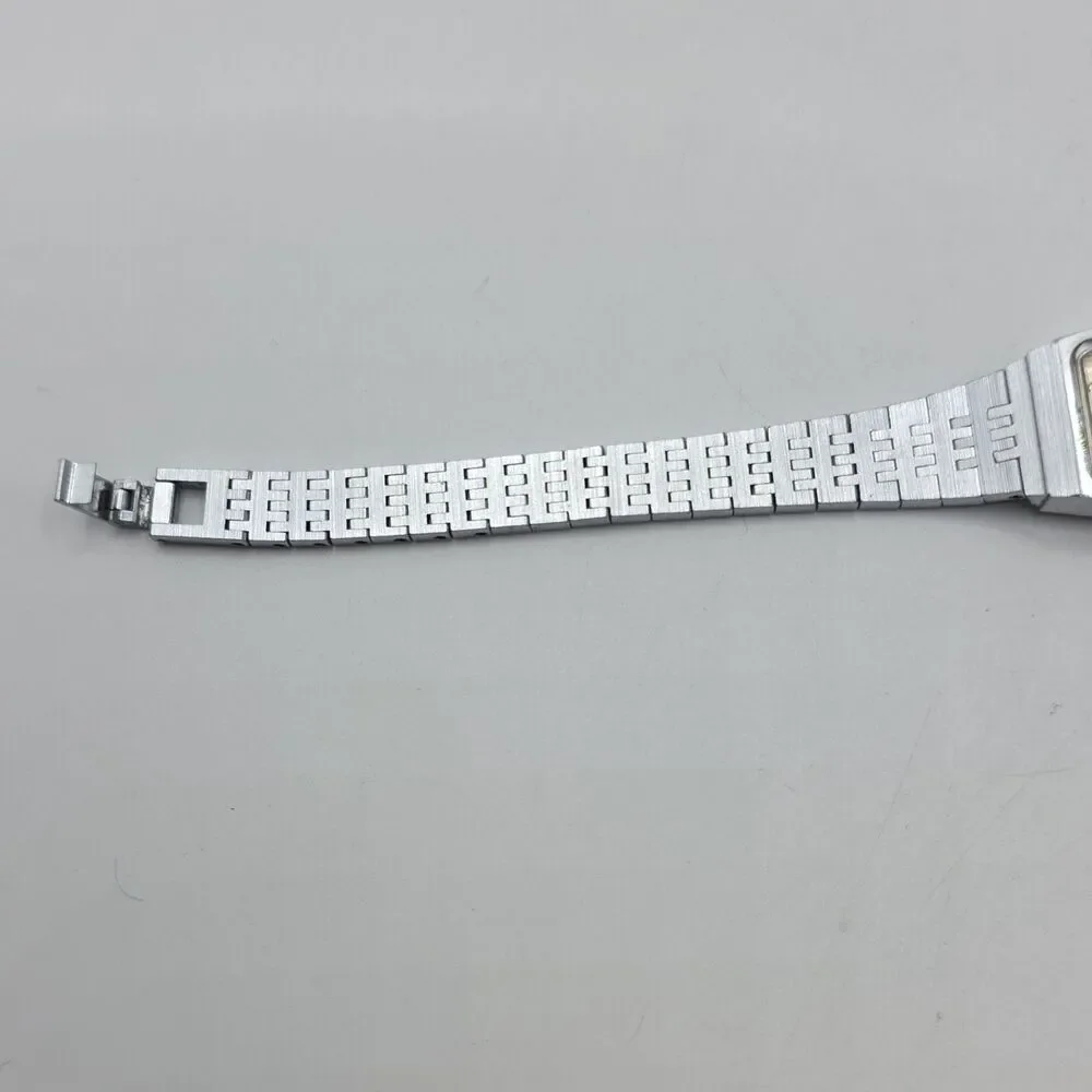 *VINTAGE*Timex Cell Quartz Analog Square Silver Dial Silver Tone Bracelet Watch